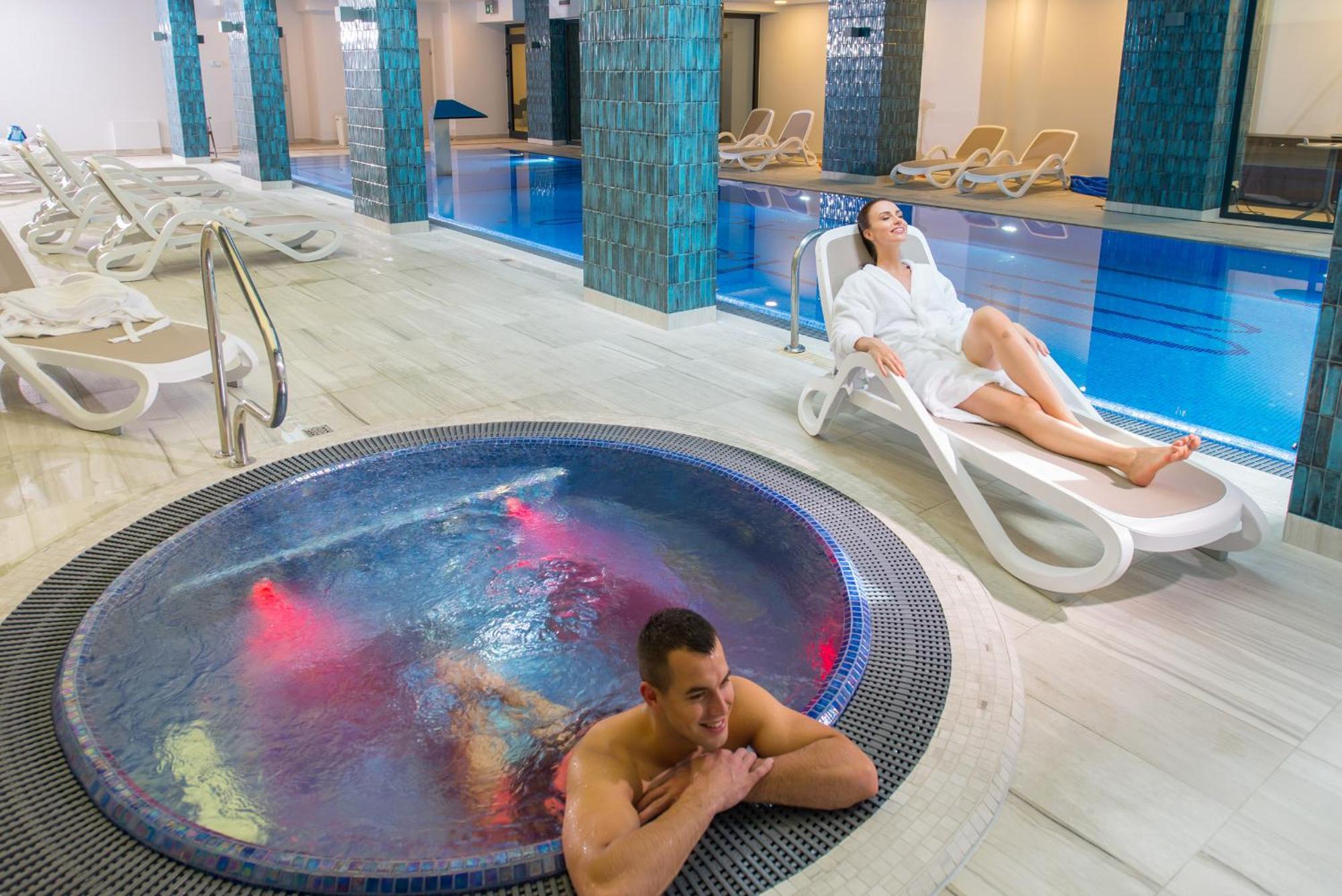 Hotel Ewerdin Свіноуйсьце Екстер'єр фото